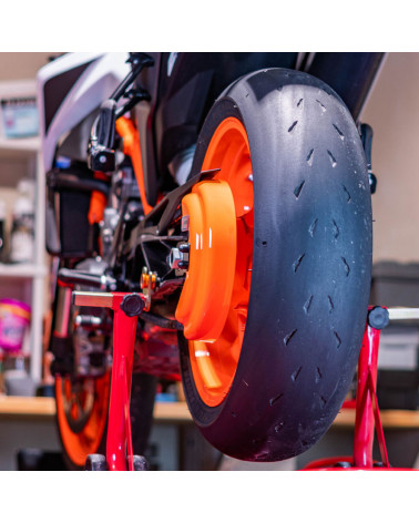 KTM 690 SMC R - Orange chain guard
