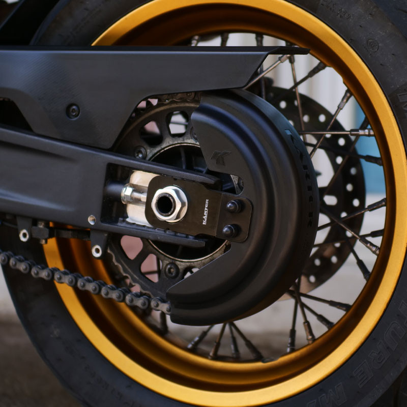 YAMAHA FZ8 of 2011 to 2015 - BLACK chain guard
