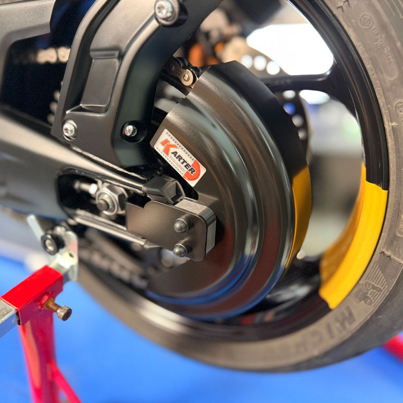 TRIUMPH TRIDENT 660 from 2020 - BLACK chain guard